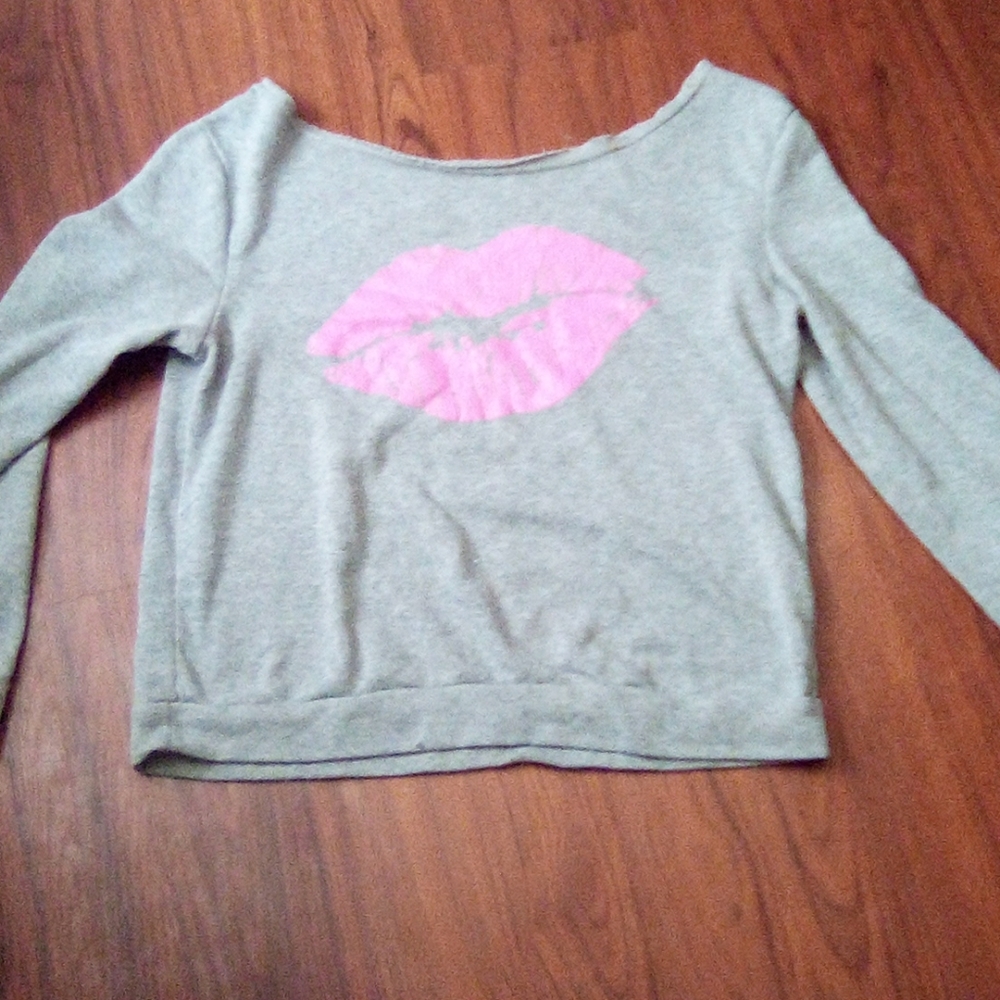 Shoulder less crop top long sleeve